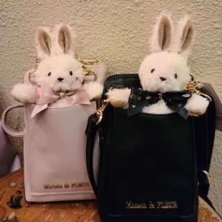 メゾンドフルール(Maison de FLEUR)の【あんじゅ様ご専用】【ルミネ新宿限定】新品♡スマホポシェット♡メゾンドフルール♡(ショルダーバッグ)