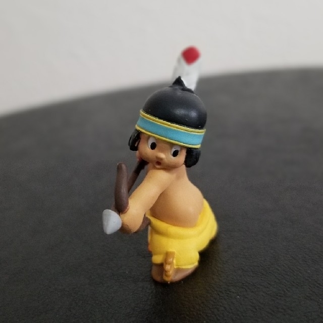 小さなインディアン　ハイアワサ　チョコエッグ　ディズニー エンタメ/ホビーのおもちゃ/ぬいぐるみ(キャラクターグッズ)の商品写真