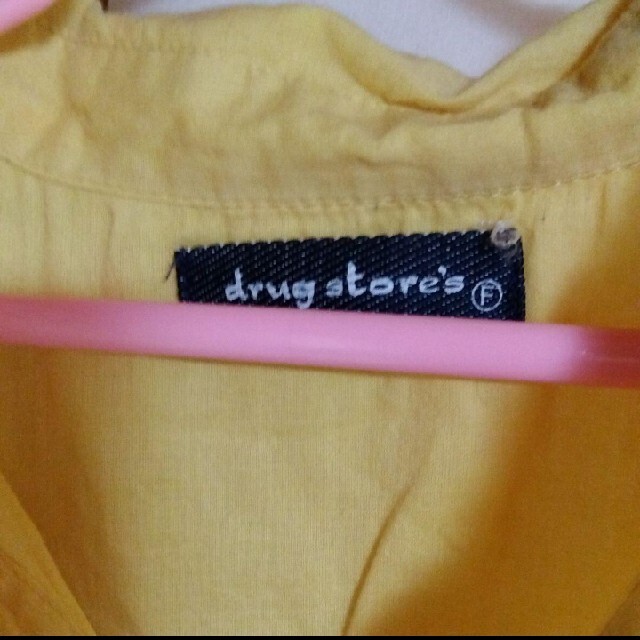 drug store's(ドラッグストアーズ)のドラッグストアーズ　シャツブラウス レディースのトップス(シャツ/ブラウス(半袖/袖なし))の商品写真
