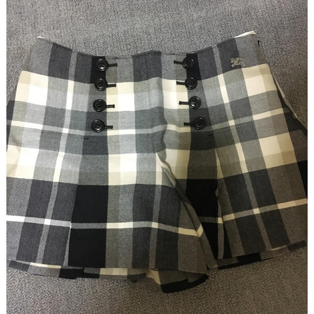 BURBERRY(バーバリー)のお値下げ  バーバリーブルーレーベル 美品キュロット 38 レディースのパンツ(キュロット)の商品写真