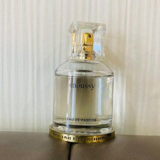 マウジー(moussy)のmoussy オードパルファム クリスタルクリア 50ml【ほぼ未使用】(香水(女性用))