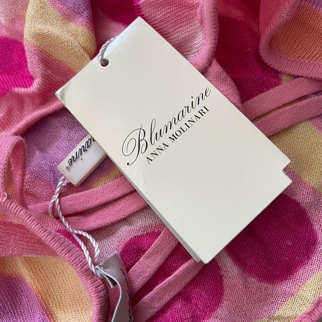 Blumarine(ブルマリン)の新品未使用Blumarine花柄 ブルマリン　高級　イタリア　背中見せ レディースのトップス(カットソー(半袖/袖なし))の商品写真