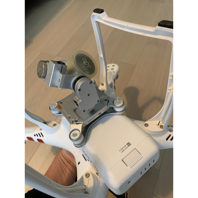 phantom(ファントム)の【訳あり】PHANTOM3 スタンダード　ドローン エンタメ/ホビーのおもちゃ/ぬいぐるみ(ホビーラジコン)の商品写真