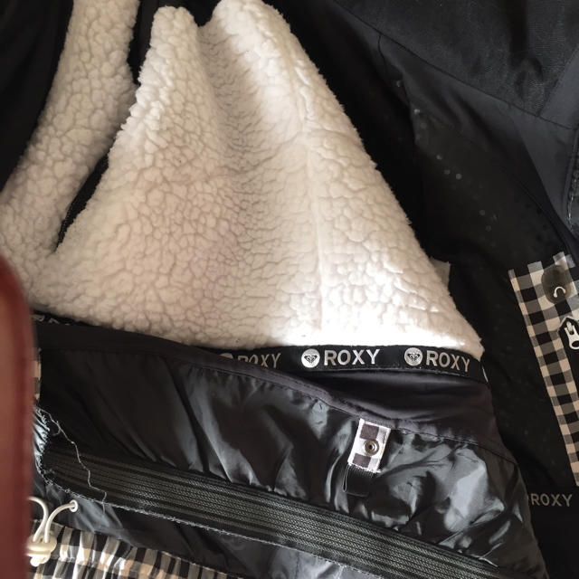 Roxy(ロキシー)のROXY スノボウエア スポーツ/アウトドアのスノーボード(ウエア/装備)の商品写真