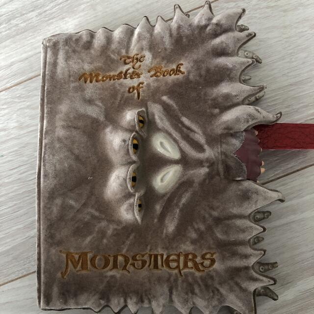 ハリーポッター　怪物的な怪物の本ノート　未使用