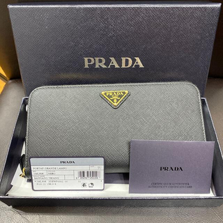 プラダ(PRADA)のPRADA長財布👛ブラック🖤美品✨✨最近人気のPRADA(財布)