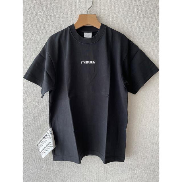 VETEMENTS Tシャツトップス