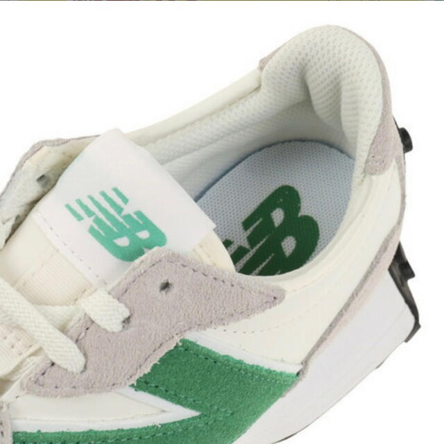 New Balance(ニューバランス)の【新品未使用】ニューバランス WS327LGB 23cm new balance レディースの靴/シューズ(スニーカー)の商品写真