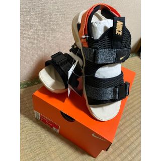 ナイキ(NIKE)のNike キャニオン　サンダル　27 新品(サンダル)