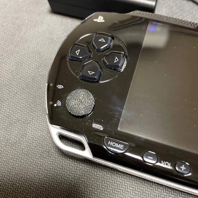 PlayStation Portable(プレイステーションポータブル)のPSP1000 バッテリーなし エンタメ/ホビーのゲームソフト/ゲーム機本体(携帯用ゲーム機本体)の商品写真