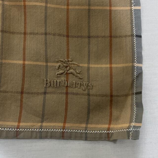 BURBERRY(バーバリー)のBurberrys ハンカチ　中古品　カーキブラウン　ホース刺繍　#1678 レディースのファッション小物(ハンカチ)の商品写真