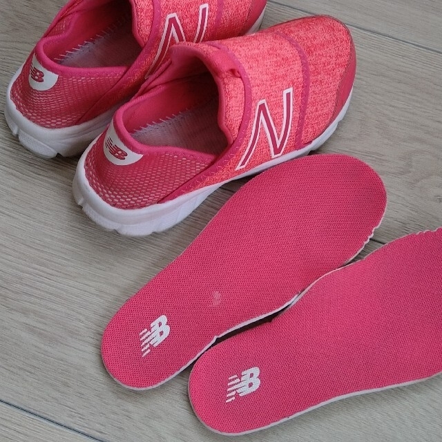 New Balance(ニューバランス)のニューバランス 18.5cm スニーカー キッズ スリッポン キッズ/ベビー/マタニティのキッズ靴/シューズ(15cm~)(スニーカー)の商品写真