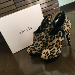 リエンダ(rienda)のrienda♡新品レオパード柄ブーティ(ブーティ)