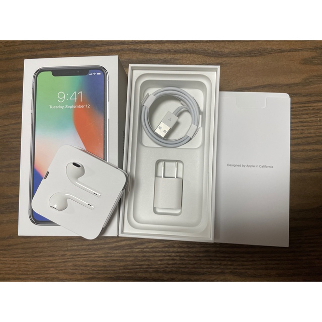 iPhone(アイフォーン)の超美品【iPhone X】64GB SIMフリー スマホ/家電/カメラのスマートフォン/携帯電話(スマートフォン本体)の商品写真