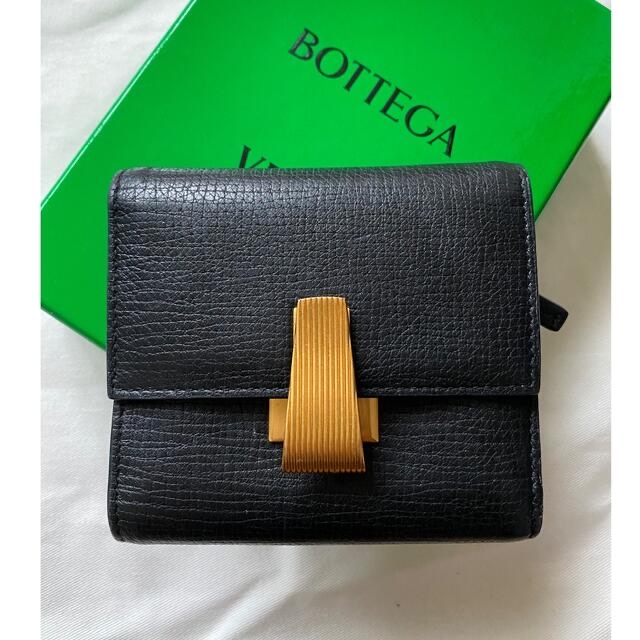 Bottega Veneta(ボッテガヴェネタ)のBOTTEGA VENETA三つ折り財布　ダニエル・リー レディースのファッション小物(財布)の商品写真