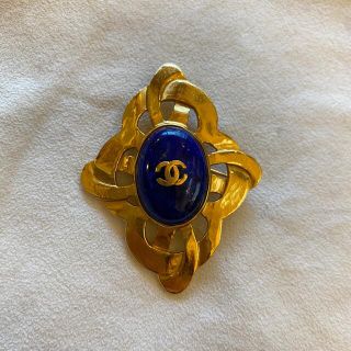 シャネル(CHANEL)のCHANEL シャネル　ブローチ　ココマーク　CCマーク　カラーストーン(ブローチ/コサージュ)