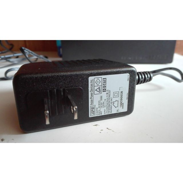 IODATA(アイオーデータ)の外付HDD　2TB　USBハードディスク　IO-DATA　HDCA-Uシリーズ スマホ/家電/カメラのPC/タブレット(PC周辺機器)の商品写真