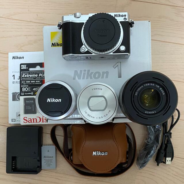 【超美品フルセット】Nikon  ミラーレス一眼カメラ Nikon 1 J5カメラ