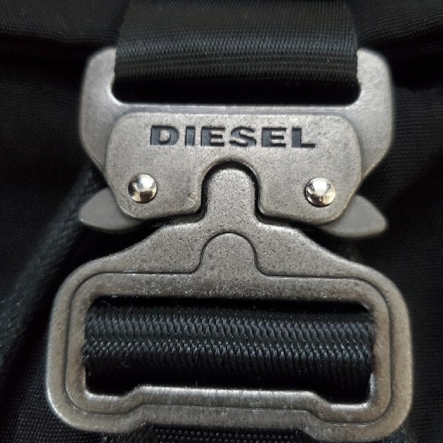 DIESEL(ディーゼル)のDieselリュック レディースのバッグ(リュック/バックパック)の商品写真