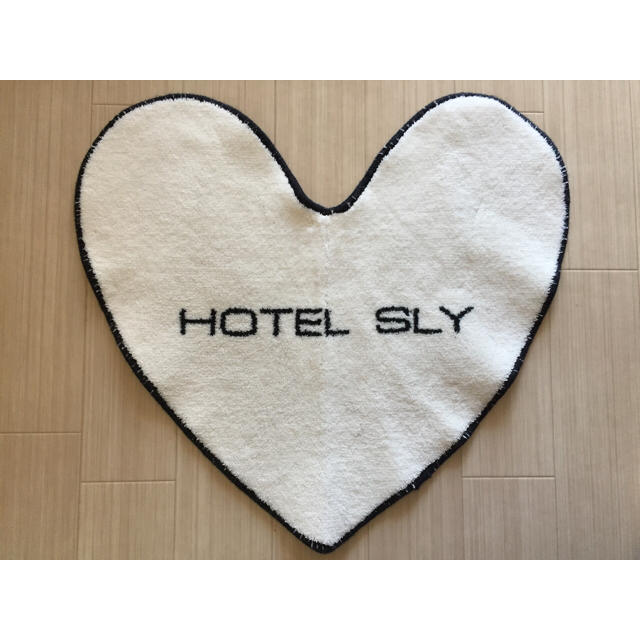 SLY - 【mamimin様専用】HOTEL SLY トイレカバーセットの通販 by ...