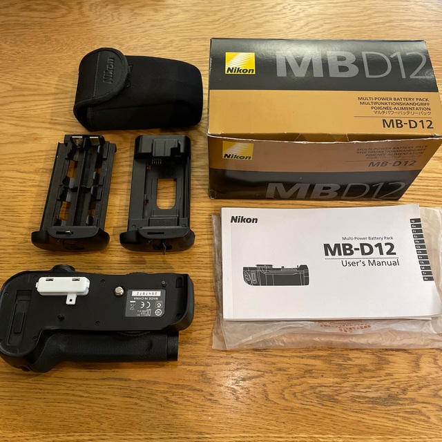 ニコン MB-D12スマホ/家電/カメラ