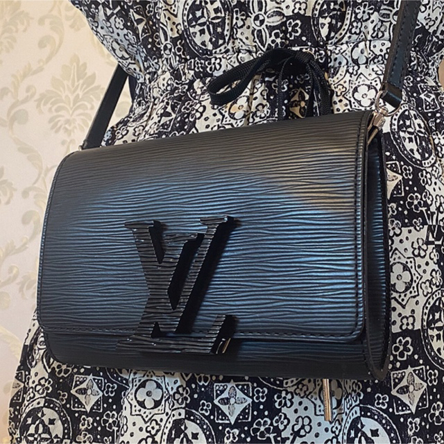 LOUIS VUITTON - 専用 ルイヴィトン 2WAY エピ ポシェット ルイーズ PM