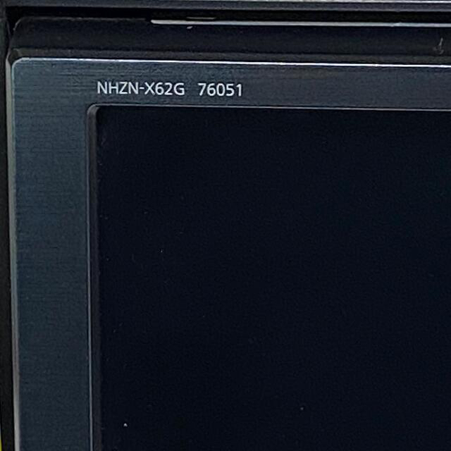 トヨタ純正８インチナビ　NHZN-X62G 76051