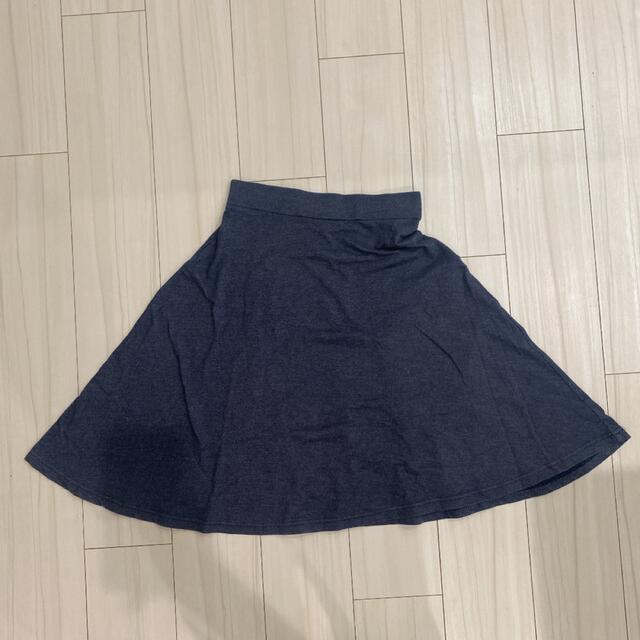 LOWRYS FARM(ローリーズファーム)のフレアスカート　スカート　膝丈スカート　M ローリーズファーム　ネイビー　紺 レディースのスカート(ひざ丈スカート)の商品写真