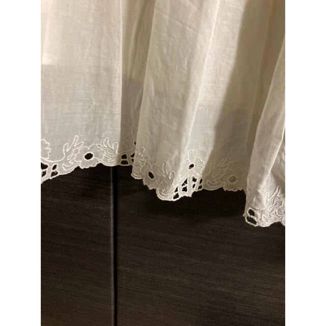ikka(イッカ)のお値下げ✨レース使いロングスカート⭐️白⭐️ikka⭐️M レディースのスカート(ロングスカート)の商品写真