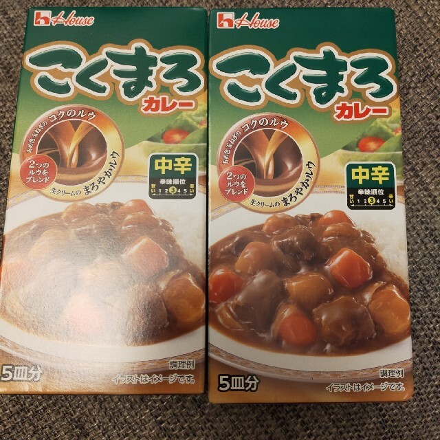 ハウス食品(ハウスショクヒン)のこくまろカレー　ハウス食品　お得　カレー粉 食品/飲料/酒の加工食品(レトルト食品)の商品写真