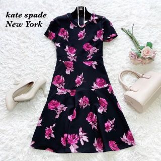 ケイトスペードニューヨーク(kate spade new york)の美品♡ケイトスペードニューヨーク　ひざ丈ワンピース　ローズプリント　花柄　2(ひざ丈ワンピース)