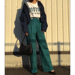 GU - チノウエストボタンワイドパンツの通販 by 期間限定値下げ中