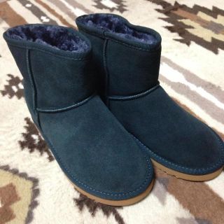 アグ(UGG)の新品UGGムートンブーツ US7ネイビー(ブーツ)