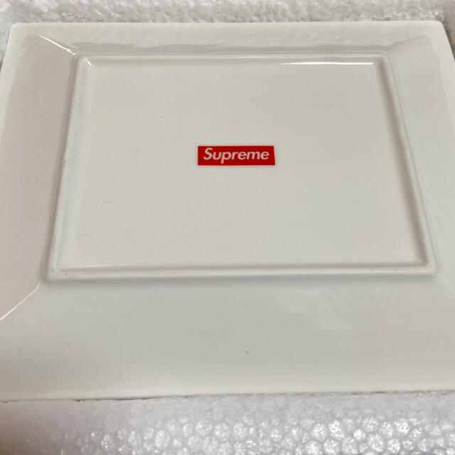 Supreme(シュプリーム)のSupreme Tray【新品】 メンズのファッション小物(その他)の商品写真