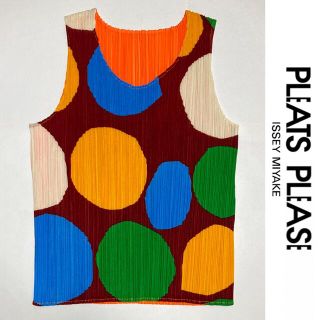 プリーツプリーズイッセイミヤケ(PLEATS PLEASE ISSEY MIYAKE)のPLEATS PLEASE ISSEY MIYAKE　ノースリーブ　水玉　美品(カットソー(半袖/袖なし))