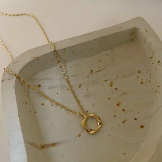 イエナ(IENA)のopen square petal chain necklace R4N002(ネックレス)