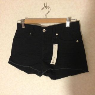 ジーユー(GU)のおまめさま1月5日までお取り置き(ショートパンツ)