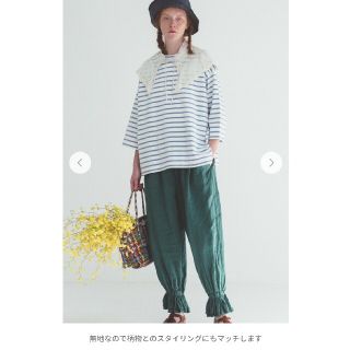 ネストローブ(nest Robe)のリネン近江晒 ラッフルヘムパンツ 41グリーン(その他)