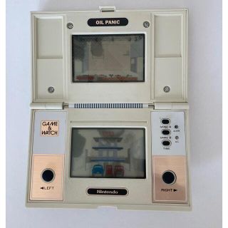 ニンテンドウ(任天堂)のゲームウォッチ(携帯用ゲーム機本体)