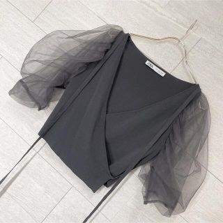 ザラ(ZARA)の◆ZARA◆ザラ　クロップドチュールトップス　ダークグレー S(シャツ/ブラウス(半袖/袖なし))