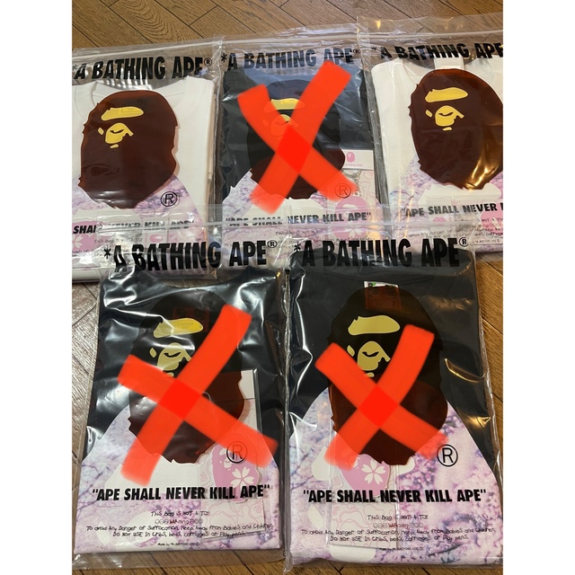 A BATHING APE(アベイシングエイプ)のBape Sakura Tee メンズのトップス(Tシャツ/カットソー(半袖/袖なし))の商品写真