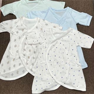 ユニクロ(UNIQLO)のユニクロ コンビ肌着 新生児 4枚セット クマ 星 青 緑(肌着/下着)