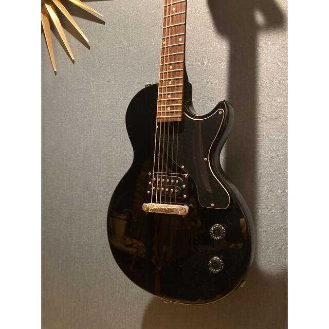 Epiphone(エピフォン)のEpiphone Les Paul Junior Ebony Black 楽器のギター(エレキギター)の商品写真