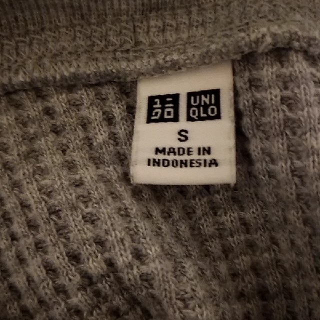 UNIQLO(ユニクロ)のユニクロ Vネック ワッフルT レディースのトップス(Tシャツ(長袖/七分))の商品写真