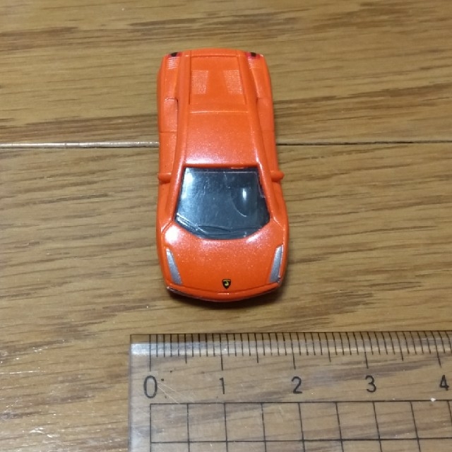 Lamborghini(ランボルギーニ)のランボルギーニ ミニカー エンタメ/ホビーのおもちゃ/ぬいぐるみ(ミニカー)の商品写真