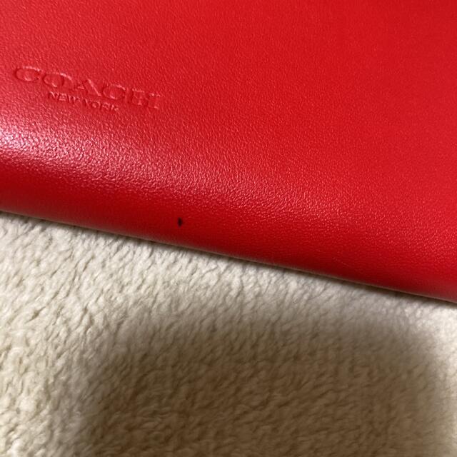 COACH(コーチ)の最終値下げ！！コーチ　赤　ミッキー長財布 レディースのファッション小物(財布)の商品写真