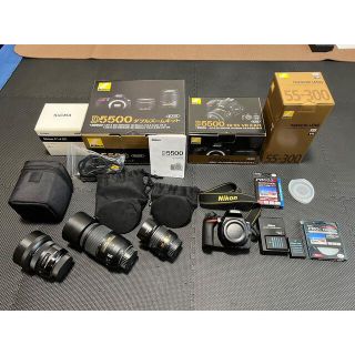 ニコン(Nikon)のNikon D5500 ダブルズームキット+SIGMA 30mm F1.4セット(デジタル一眼)