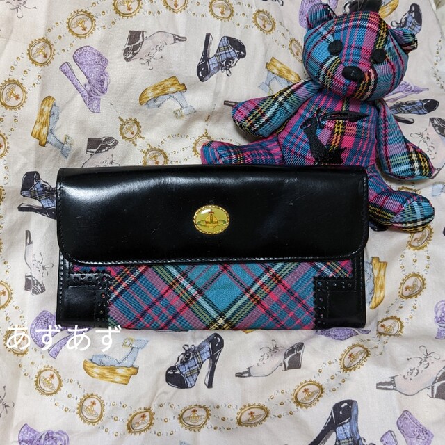 Vivienne Westwood(ヴィヴィアンウエストウッド)のブルーマックチェック　長財布　エナメルオーブボタン　ヴィヴィアン レディースのファッション小物(財布)の商品写真