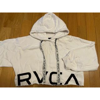 ルーカ(RVCA)のRVCA ルーカ トップス ショート丈 パーカー スウェット(トレーナー/スウェット)