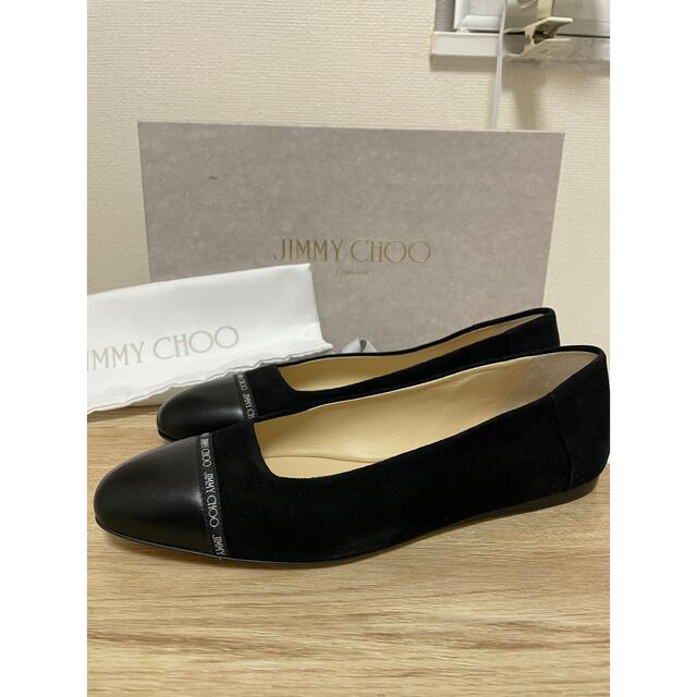 Jimmy Choo　Templeフラットシューズ